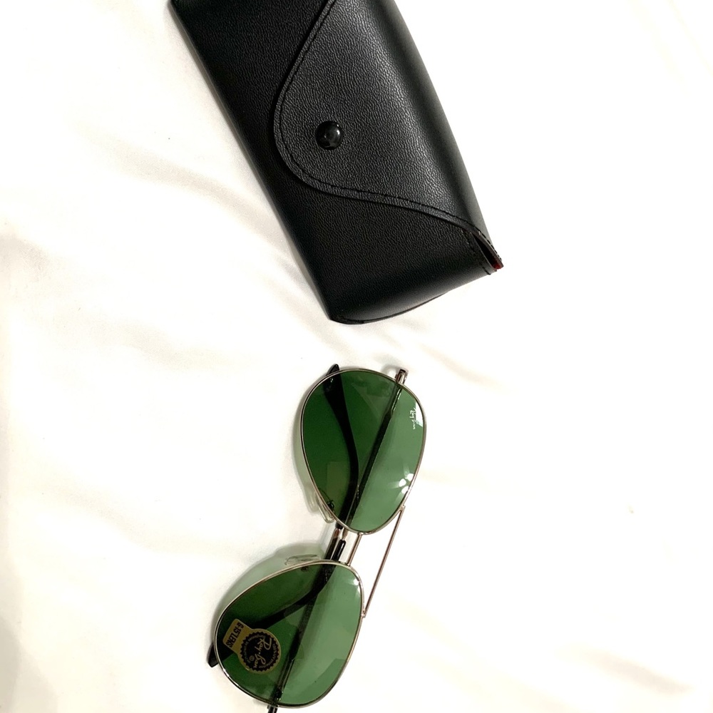Ray-Ban Aviator sunglasses ☀️ 👓